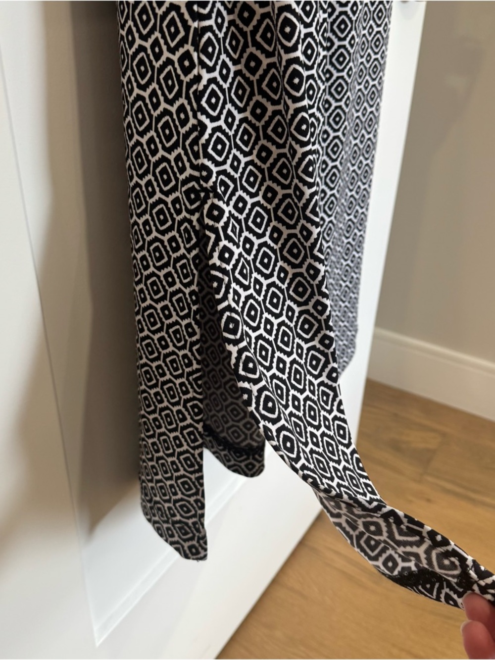 Banana Republic Maxi Dress - XS Black White Geometric Racerback with Pockets - Picture 6 of 10